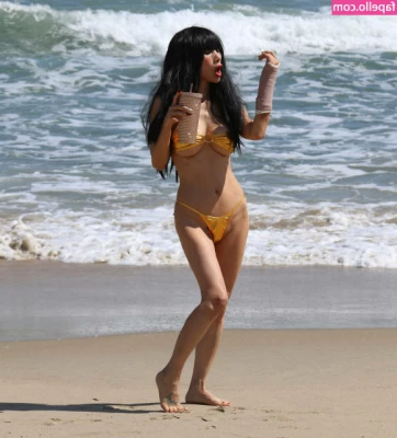 Bai Ling [ bai-ling ] - happy sunday shower  let s take it nice and slow today