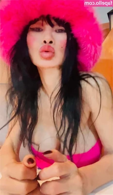 Bai Ling [ bai-ling ] - blackandwhitebudior last of  Novnewcontent Titty play clip next to