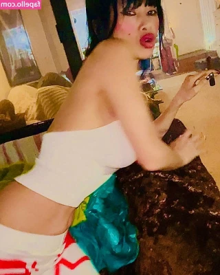 Bai Ling [ bai-ling ] - My Shenzi is one today