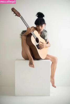 Bai Ling [ bai-ling ] - She was really goin crazy on my dick