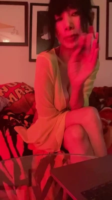 Bai Ling [ bai-ling ] - Big hard hairy cock masturbating naked with feet