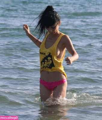 Bai Ling [ bai-ling ] - Promise I m gonna start uploading content again soon babes