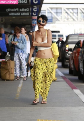 Bai Ling [ bai-ling ] - Ass
