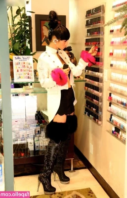 Bai Ling [ bai-ling ] - Eat Ya Veggies