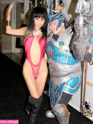Bai Ling [ bai-ling ] - Happy humps day