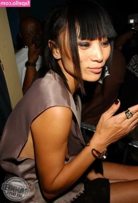 Bai Ling [ bai-ling ] - I sent a thank you message to those who supported me with tips when I