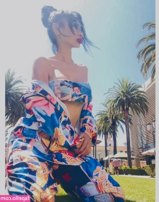 Bai Ling [ bai-ling ] - Can’t wait to play with your cock with my filthy whore feet daddy