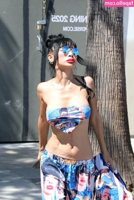 Bai Ling [ bai-ling ] - He filled her up for the third time for the day and I still need