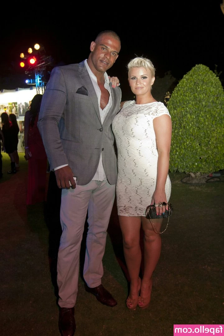 kerrykatona - My nipples are asking for something  #amateur #mature #milf #gilf