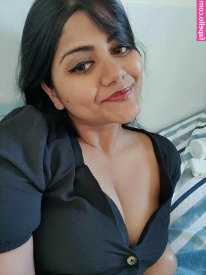Srishti Sharma [ srishti-sharma ] - Special Content Set