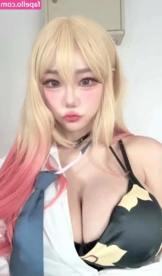 Berry [ berry-1 ] - Happy  tittytuesday