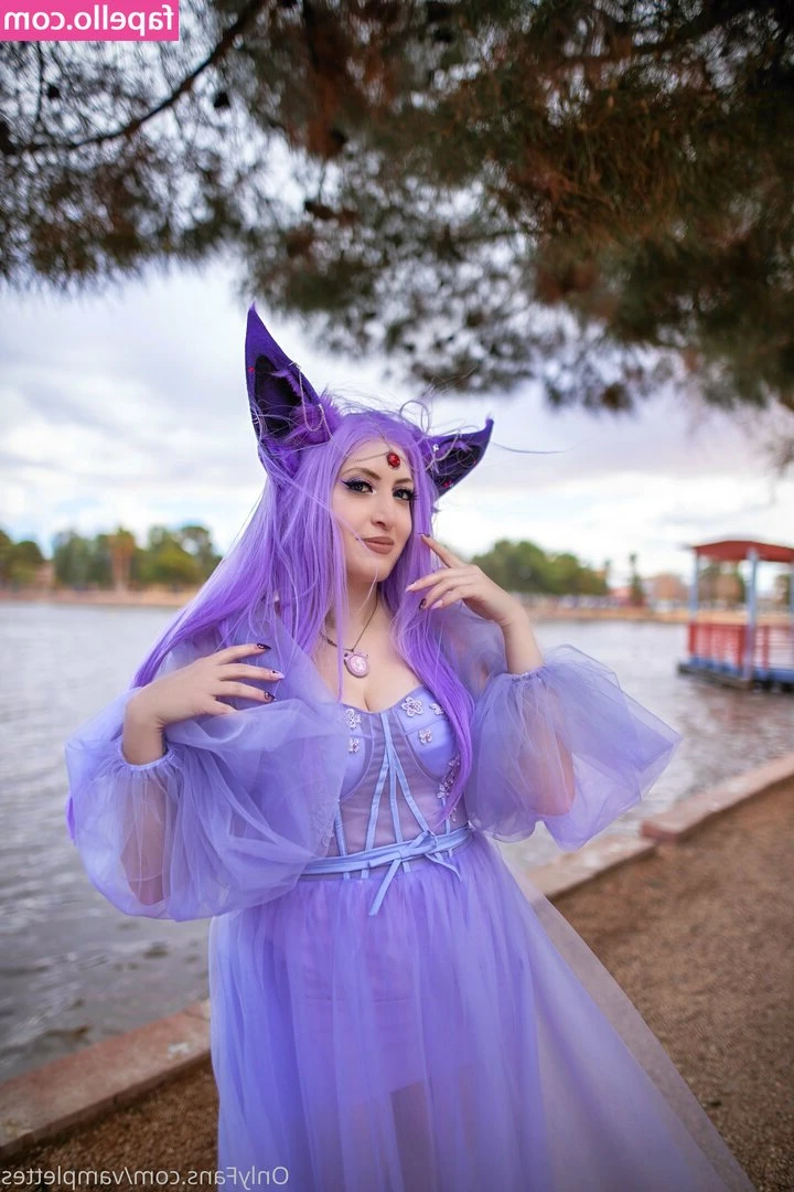 vamplettes - Wasn’t quite prepared for a Hump day post… but here’s a