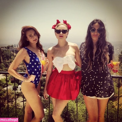 Alessandra Torresani [ alessandra-torresani ] - Today was busy and chaotic here’s a moment that was less chaotic