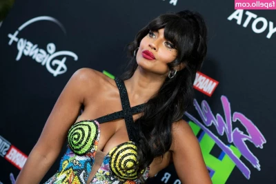 Jameela Jamil [ jameela-jamil-1 ] - Found out I have a new hidden talent. Looks like you'll be seeing