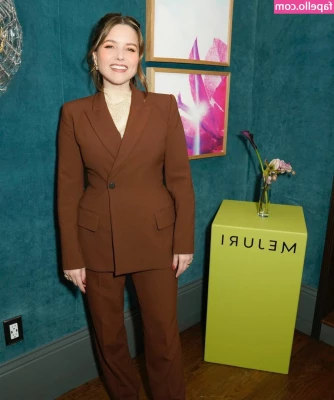Sophia Bush [ sophia-bush ] - Who likes these beautiful tits