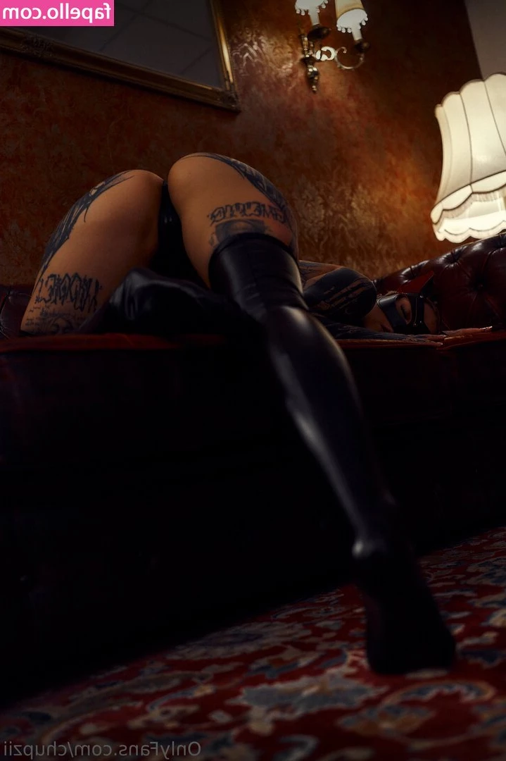 chupzii [ chupzii-2 ] - Nuevo video  mira como me pajeo bien rico