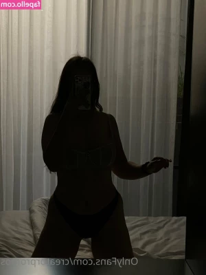 rebeccafree - Kitty loves to squirt