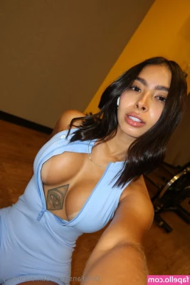 Daniela Antury [ daniela-antury ] - when cam is slow and i don t get fucked enough  i log off and do anal