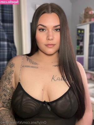 khloee.wren [ khloee-wren ] - Ive been such a naughty girl today.