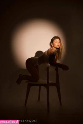 juliawind - Best tipper gets to see my butthole  jk  unless