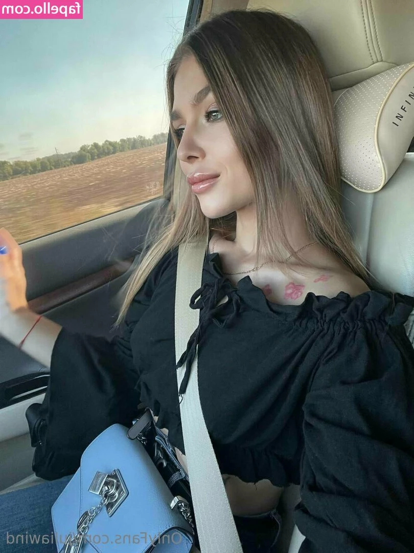 juliawind - Sweet 18y o  baby  karolinka18free      karolinka18  Sexting   Dick