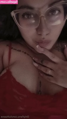 lulitaone - Last week, while at work, I got so horny I had to sneak off. I went