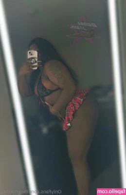 iheartdonna - Good morning   ass or titties