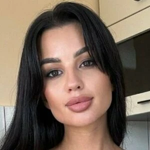 maia_crazy