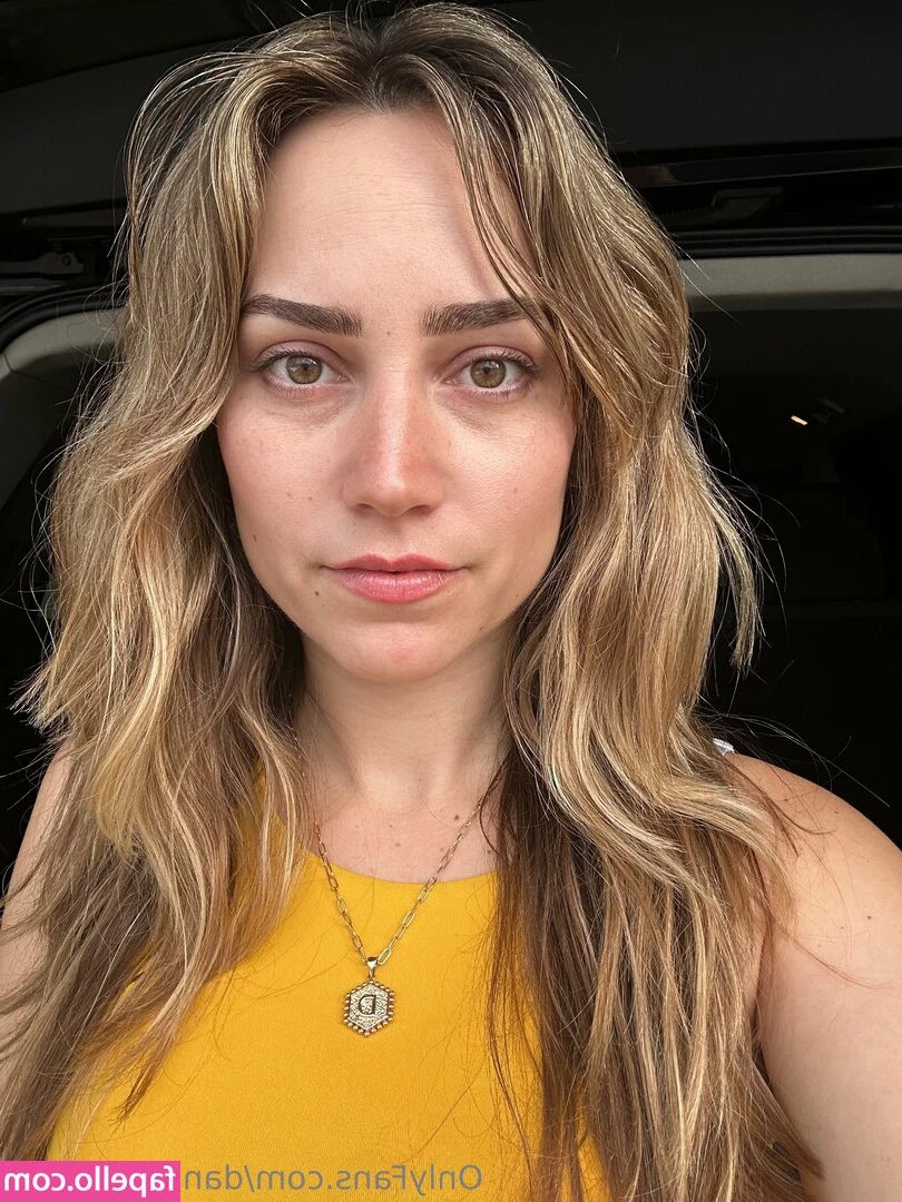danielle_raven [ danielle-raven ] - Made it safely