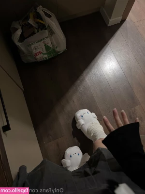 saviorcat - I get whatever I want whenever I want it s called pretty privilege 