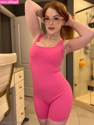 davinaafterdark - Feet 👣 😈🔥Do you want a foot job with lotion??? 🧴💦