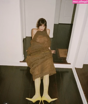 Shelley Hennig [ shelley-hennig ] - Enjoying a nice gar while I get sucked and fuck hubby.