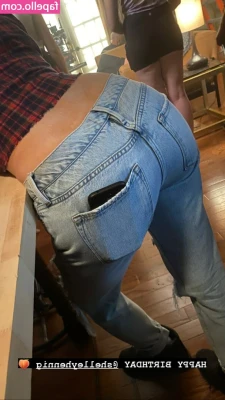 Shelley Hennig [ shelley-hennig ] - Give me your dick in my mouth faster💦💦