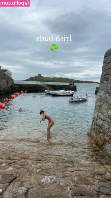 Shelley Hennig [ shelley-hennig ] - Would you like a custom video. Message me with your idea.