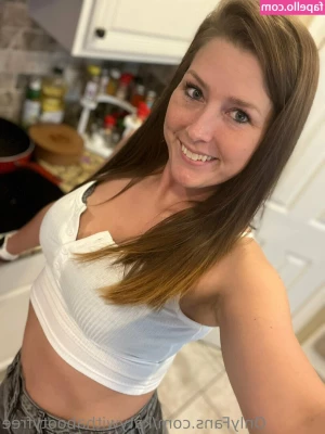 katywithabootyfree - Pixelated porn like this is exactly why you re forever gonna be a
