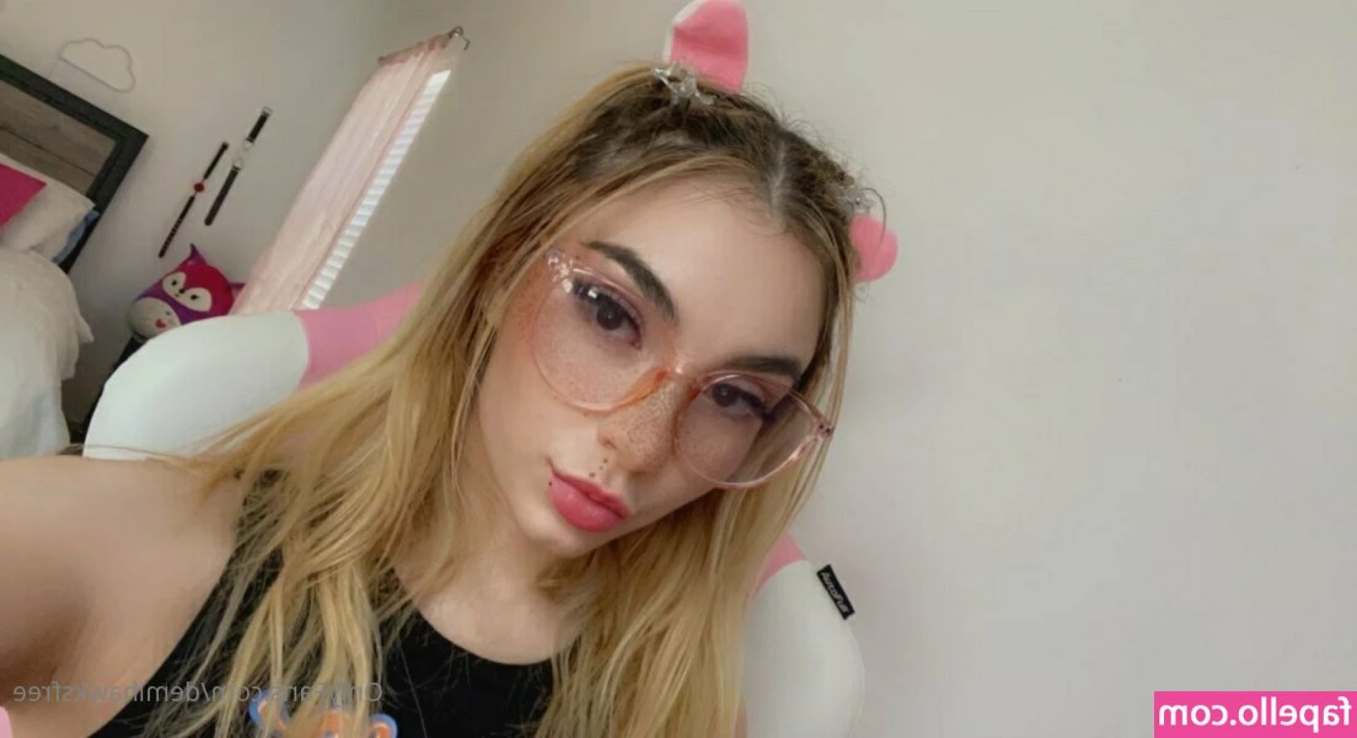 demihawksfree - Got myself new nipple piercings and putting them in made my pussy so