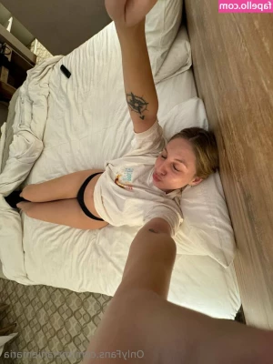 melaniemaria - What part of my body do you want to see most?