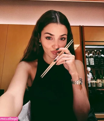 Hande Ercel [ hande-ercel ] - Come to play with me