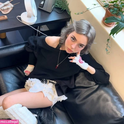 Sophie Powers [ sophie-powers ] - Cool as ice, hot as fire. ❄️🔥