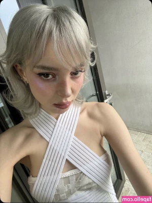 Sophie Powers [ sophie-powers ] - Don’t forget - I’m making custom content tonight so hit me up in