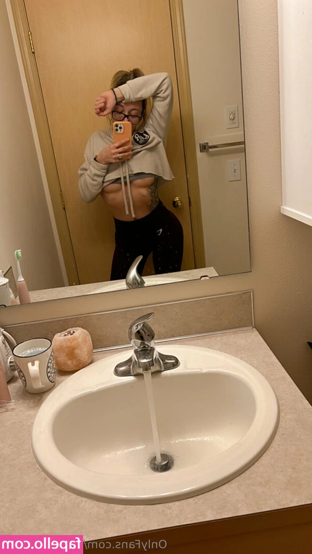 your.hey.babe [ your-hey-babe ] - camilyhot  FREE   camilyvip  SPECIAL and explicit content   DO YOU