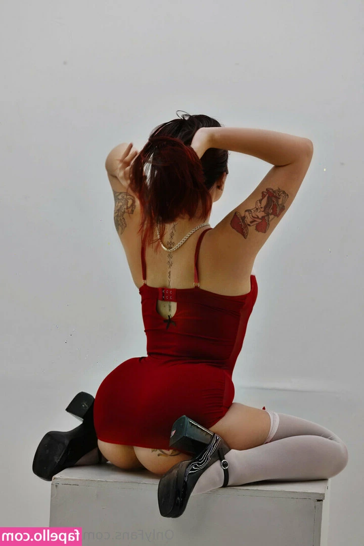 lilo.peachie [ lilo-peachie ] - new video heading your way  3 BE ON THE LOOKOUT FOR IT