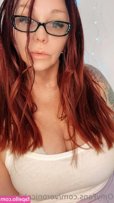 veronicahardinn - Hate it or Love it