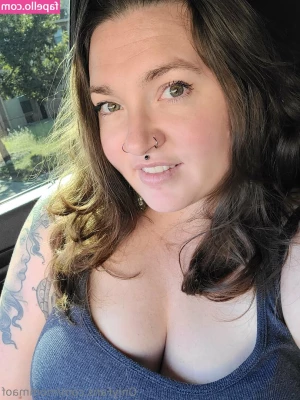 mommaof - Okay, she’s back and ready to deliver all that 🔥 content 😈