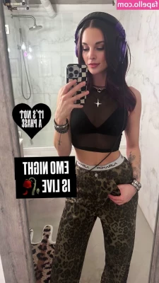 Pykamusic Pyka [ pykamusic-pyka ] - Merry Christmas Love    All day long  discounts on all private content