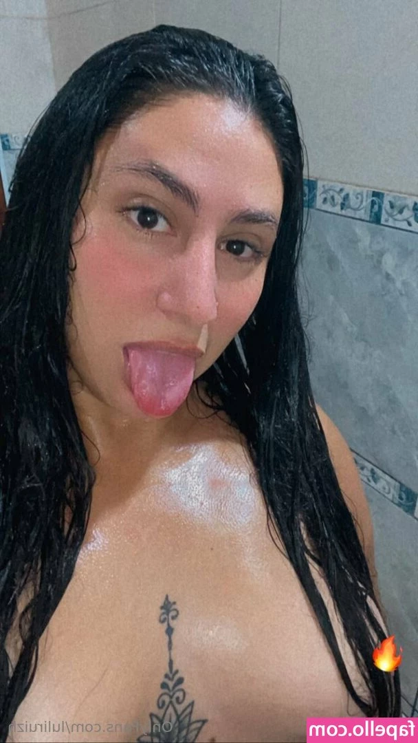 luliruizh - Kissmyass (respectfully)