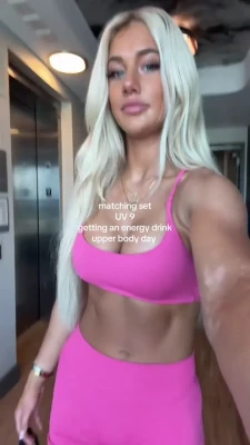 Anna Nelson [ anna-nelson ] - Straight From The Set