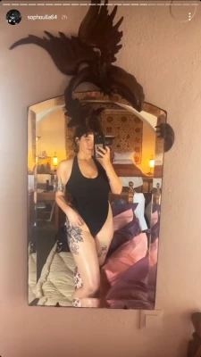 Sophoulla [ sophoulla-1 ] - My favorite afternoon activity 😈  What about you? part 1