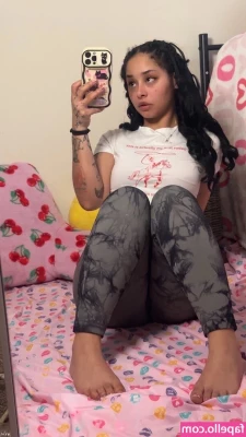 riversalicia13 - Slapping my massive cock on the soaking pussy of  hotwifeannabelle