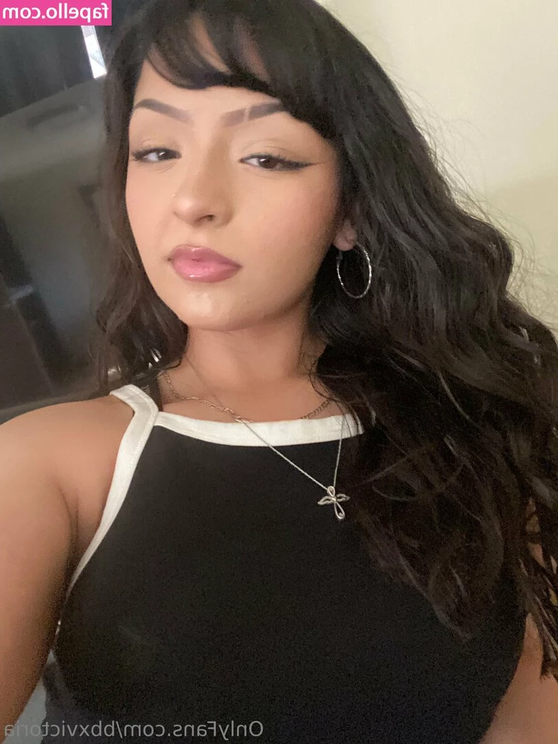 bbxvictoria - Have you ever had a strip tease before? I’d love to strip for you